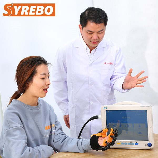 Rehabilitációs kesztyű Soft Robotics