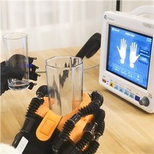 Finger Training Exoskeleton kesztyű