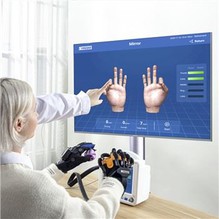 Stroke Recovery Exoskeleton Bénultaknak