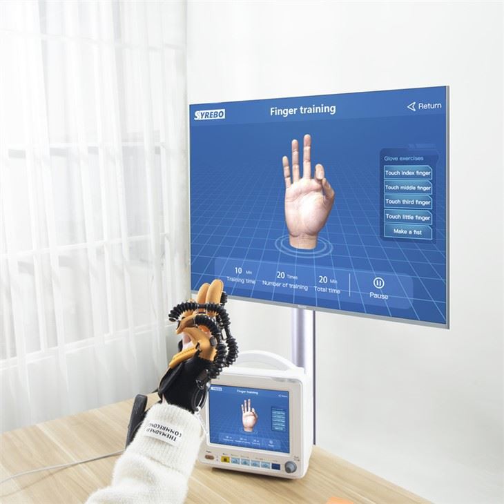 Puha robotkesztyű stroke után